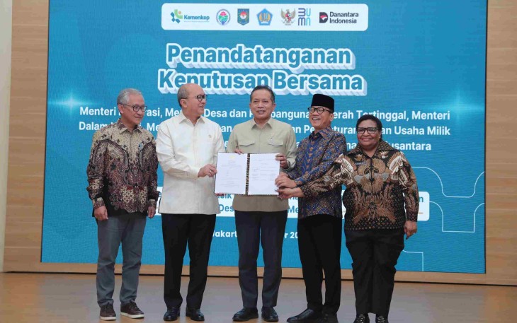 Mendes Yandri Tandatangani Keputusan Bersama di Jakarta, Kamis (9/10)