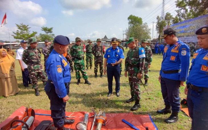 Latihan Lapangan Penanggulangan Bencana Alam 