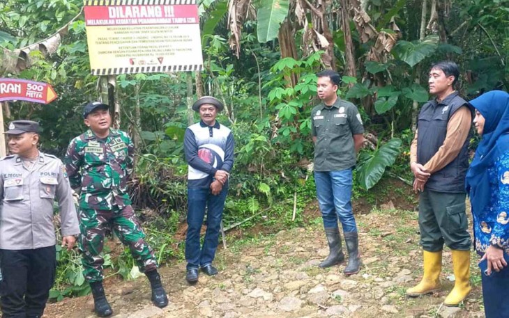 Jaga hutan kawasan RPH Dongko