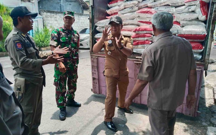 Distribusi pupuk non subsidi kelompok tani