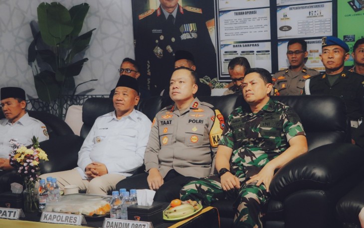 Forkopimda Tulungagung Ikuti Zoom Pemantauan Kamtibmas Malam Takbiran 2025.