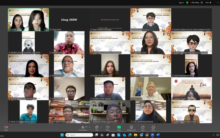 Foto bersama dalam Seminar Internasional bertajuk “International Trade in the Era of Global Trade Wars”..png