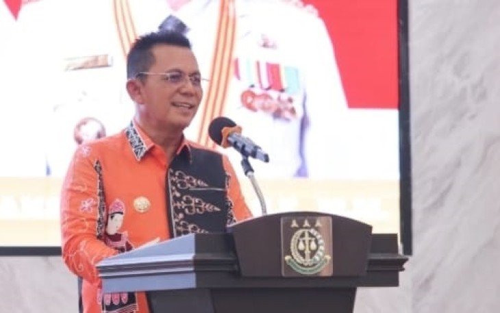 Gubernur Kepulauan Riau H Ansar Ahmad