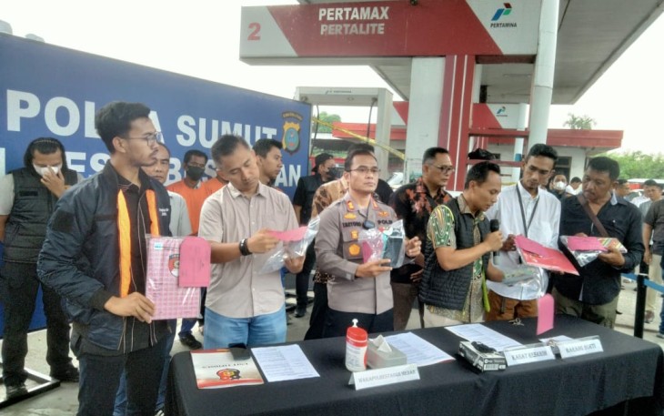 Satreskrim Polrestabes Medan Gerebek SPBU di Kec.Medan Tuntungan Diduga.
