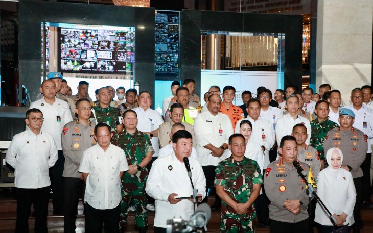 Mendagri Tito Bersama Kapolri Pantau Sitkamtibmas pada Malam Takbiran Idul Fitri 1446 H di Daerah 