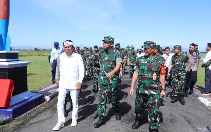 Kasad Hadiri Panen Raya oleh Presiden