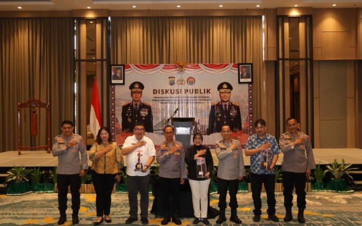 Karo PID Divhumas Polri Brigjen Pol Tjahyono Saputro dalam sambutan kegiatan diskusi publik ‘Peningkatan Efektivitas Keterbukaan Informasi Publik Pada Polri Sebagai Badan Publik Informatif Dalam Rangka Menuju Indonesia Emas’ di Manado, Sulawesi Utara, Rabu (16/4/2025)