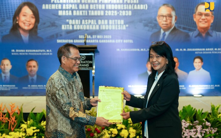 Wakil Menteri Pekerjaan Umum (PU) Diana Kusumastuti menghadiri Pelantikan Dewan Pimpinan Pusat Anamer Aspal dan Beton Indonesia (AABI) 2025-2030 di Jakarta, Selasa (27/5)