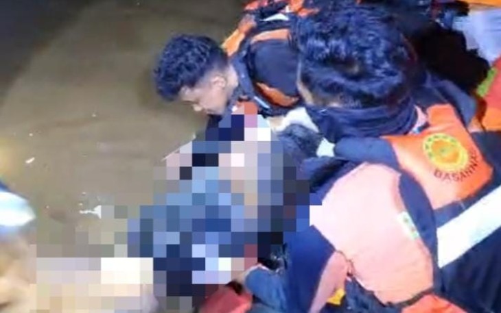 TNI AL dan TIM Sar Gabungan Temukan Korban Laka Laut di Perairan Batang Kuantan 