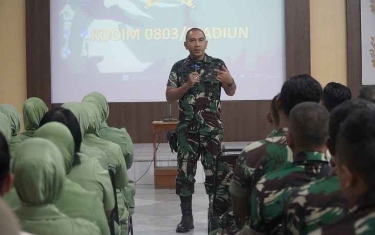 Anggota Kodim 0803/Madiun Ikuti Vicon Binroh Islam Asistensi Bintal TNI AD