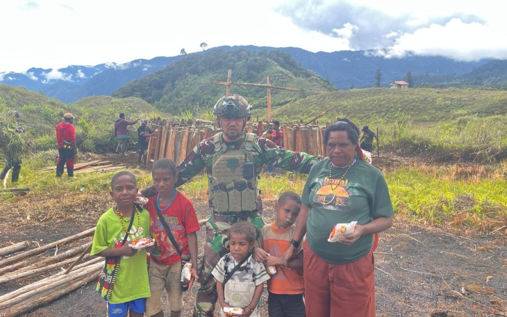 Satgas TNI Bangun Asa di Tanah Gome