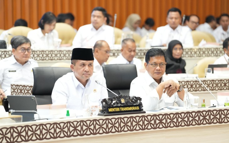Rapat Komisi V DPR RI dengan Mitra 