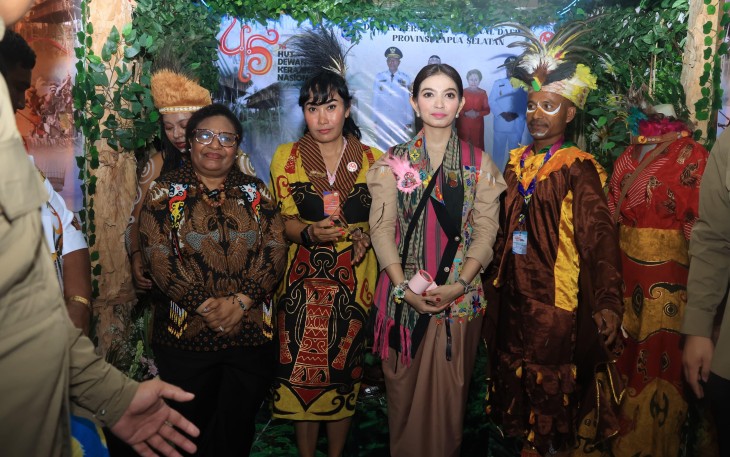 Hadiri Pembukaan HUT Ke-45 Dekranas, Wamendagri Ribka Haluk, Momentum Perajin Indonesia Menembus Pasar Dunia