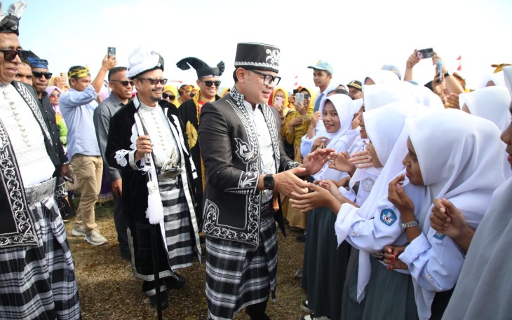 Wakil Menteri Dalam Negeri (Wamendagri) Bima Arya Sugiarto mendorong Pemerintah Kabupaten (Pemkab) Buton Tengah (Buteng) 