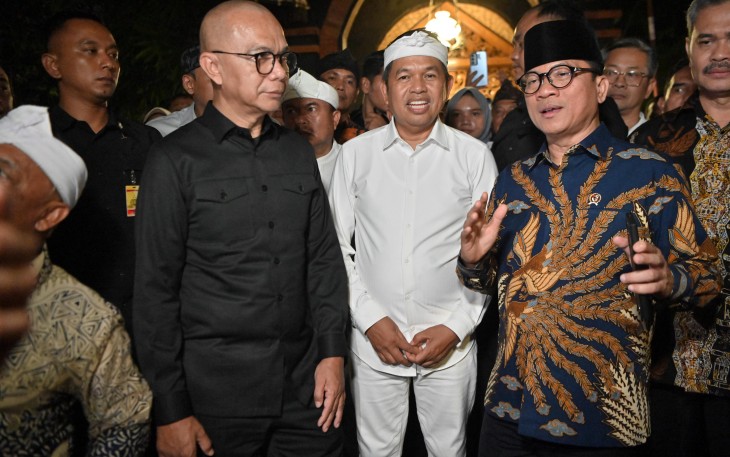 Menteri Desa dan Pembangunan Daerah Tertinggal (Mendes PDT) Yandri Susanto menghadiri peluncuran Aplikasi Real Time Monitoring Village Management Duding Dana Desa atau Jaksa Garda Desa 