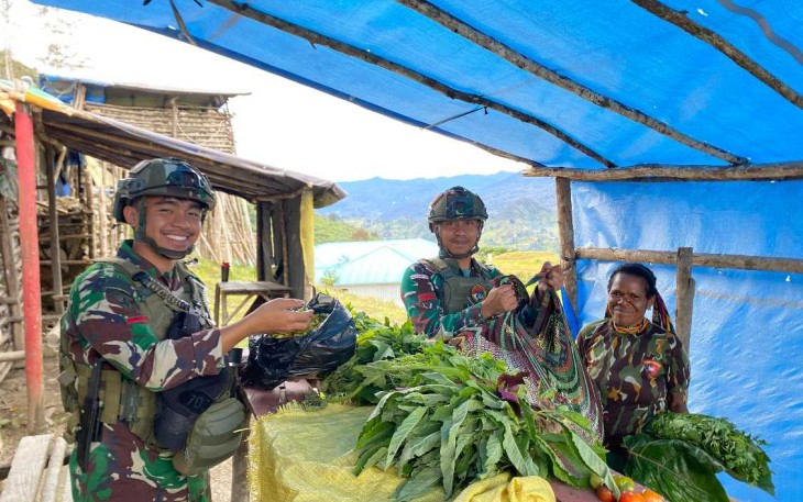 Borong dagangan mama Papua 