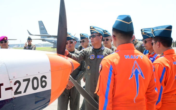 Komandan Puspenerbal Berangkatkan 31 Pesud Satgas Demo Udara dan Fly Pass HUT TNI Ke-80