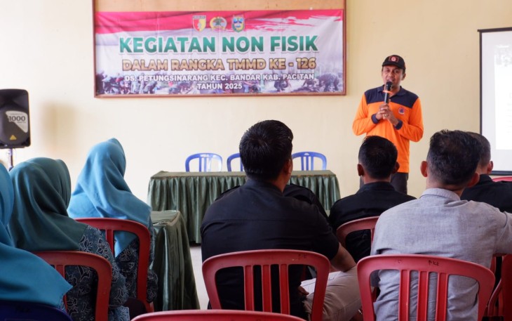 Penyuluhan BPBD dalam sasaran non fisik TMMD ke 126 Kodim Pacitan 