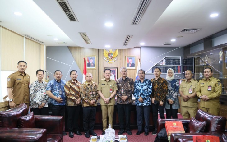 Direktur Jenderal (Dirjen) Bina Keuangan Daerah (Keuda) Kementerian Dalam Negeri (Kemendagri) Agus Fatoni menekankan pentingnya langkah strategis dalam menjaga stabilitas dan efektivitas pengelolaan keuangan daerah di tengah tantangan fiskal saat ini