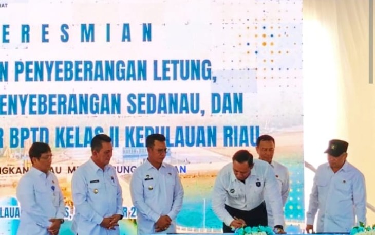 Gubernur Kepri bersama Menko Infrawil Agus Harimurti Yudhoyono dan Menhub Dudy Resmikan tiga infrastruktur perhubungan strategis Kepri di Kuala Maras