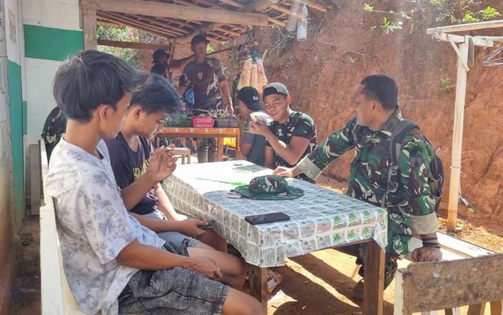 Komsos bersama warga binaannya