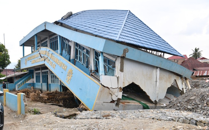 Kemendikdasmen Pastikan Layanan Pendidikan Tetap Berjalan bagi Sekolah Terdampak Banjir di Sumatra Barat
