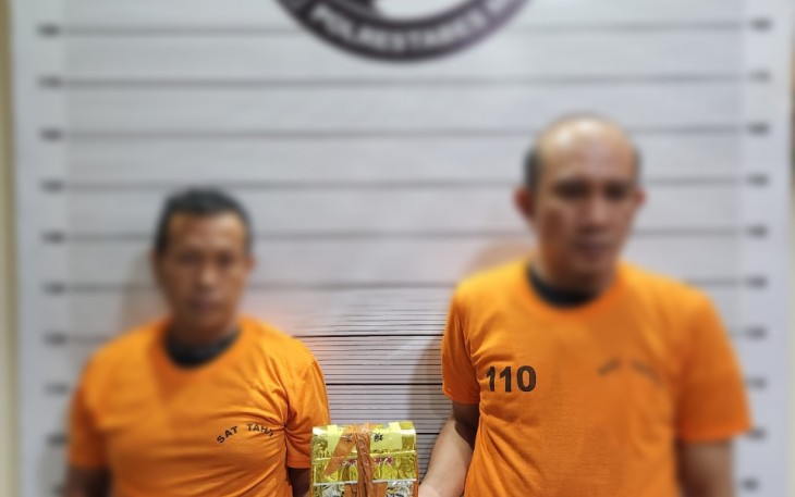 Dua Orang Diduga Pelaku Pengedar Narkotika Jenis Sabu.