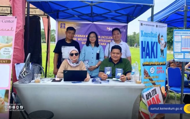 Kanwil Kemenkum Sumut Dirikan Boots Pameran Sebagai Sarana Edukasi Perlindungan Kekeyaan Intelektual. 
