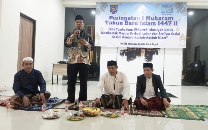 Kepala Seksi Kemasyarakatan Kecamatan Tapos, Hidayat saat memberikan sambutan, Kamis (26/6)