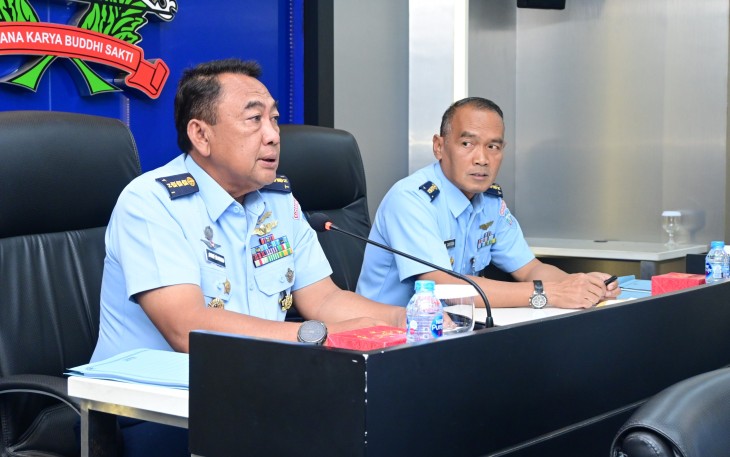 Kapok Sahli Koharmatau Kolonel Tek Arif Djoko Nugroho, S.T., saat memimpin Rakor UKP personel Koharmatau periode April 2026.