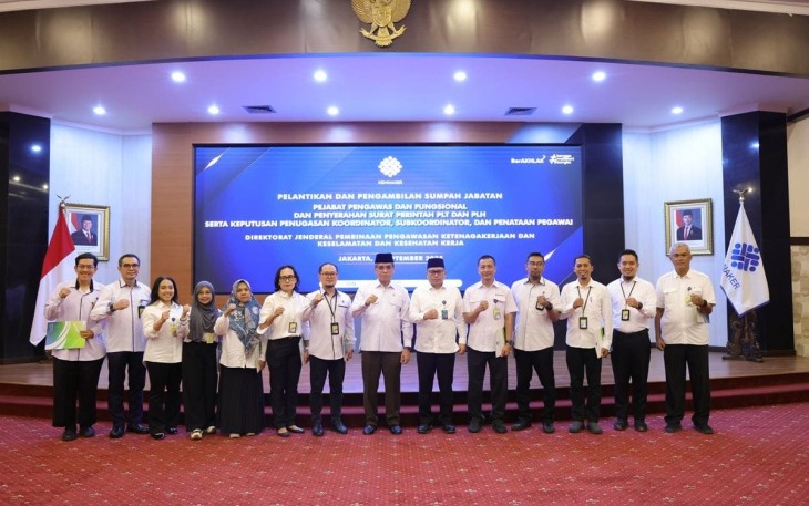 Menaker pada acara pelantikan pejabat pengawas dan pejabat fungsional, serta menyerahkan surat perintah PLT dan PLH, keputusan penugasan koordinator, subkoordinator, dan penataan pegawai di Direktorat Jenderal Binwasnaker dan K3, Jakarta, Kamis (4/9/2025).