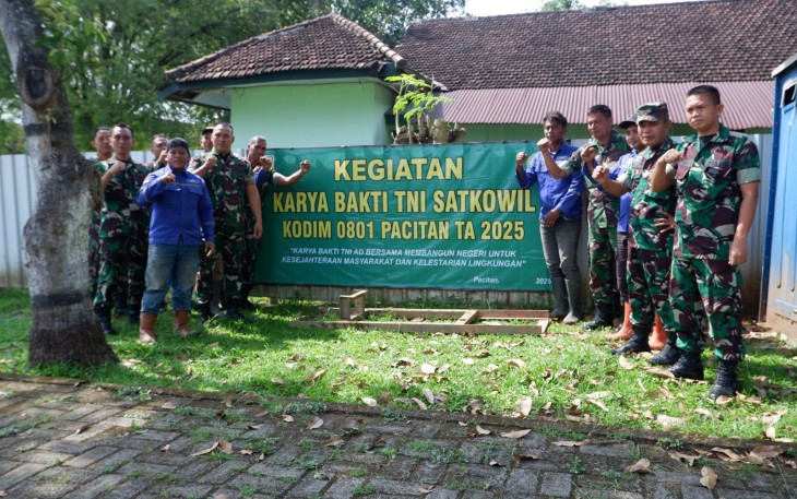 Kodim 0801/Pacitan membuat Sumur Bor dan juga MCK untuk fasilitas umum yang bertempat di Lapangan Peta, Jalan Letjen Suprapto No 42, Kel.Sidoharjo, Kec./Kab. Pacitan, Jumat (22/8/2025)