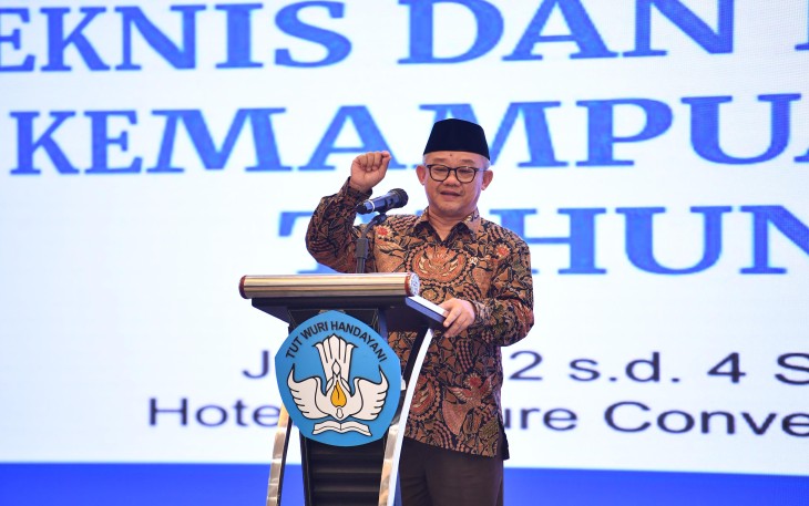 Mendikdasmen, Abdul Mu’ti saat membuka Rakor, di Jakarta, Selasa (2/9).