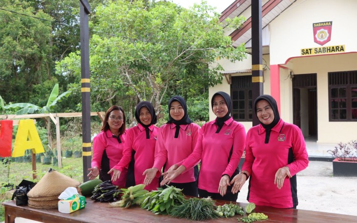 Ketua Bahyangkari Cabang Natuna Dukung Ketahanan Pangan Melalui Progrm Pekarangan Pangan Lestari 
