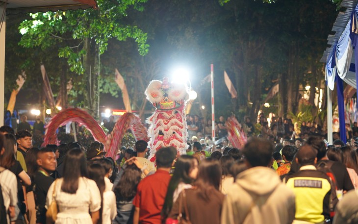 Night Festival menjadi simbol kulanuwun yang merupakan ungkapan sapa dan perkenalan mahasiswa baru kepada masyarakat dan pemerintah Kota Salatiga.