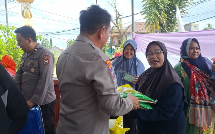 Polres Malang Salurkan 15 Ton Beras Lewat Gerakan Pangan Murah