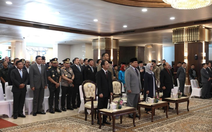 Panglima TNI Jenderal TNI Agus Subiyanto mendampingi Presiden RI Prabowo Subianto menghadiri Sidang Istimewa Laporan Tahunan Mahkamah Agung Republik Indonesia Tahun 2024, bertempat di Gedung Mahkamah Agung RI, Jakarta Pusat, Rabu (19/02/2025)