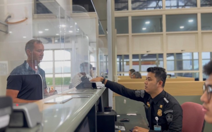 Unit pelayanan Kantor Imigrasi Kelas II TPI Tanjung Uban