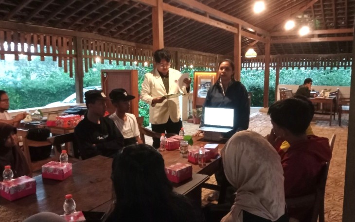 Tim PkM UKSW kembali gelar penyuluhan dan pelatihan untuk mengatasi permasalahan yang dialami petani kopi excelsa di Dusun Cukil, Tengaran, Kabupaten Semarang, belum lama ini. 