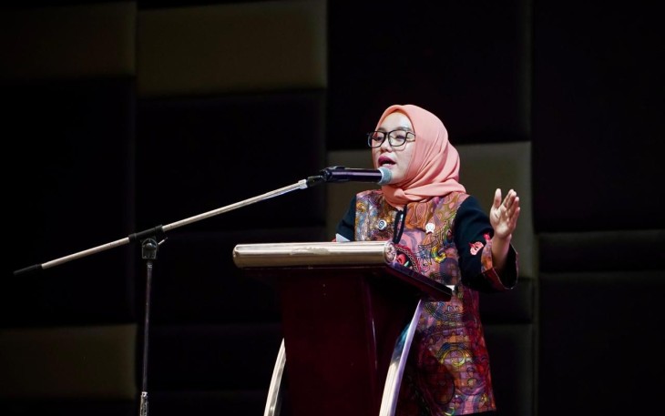 Wamenkop Farida Farichah pada Perayaan Ulang Tahun ke-27 KSP Nasari bertajuk "Marsada na Saroha".