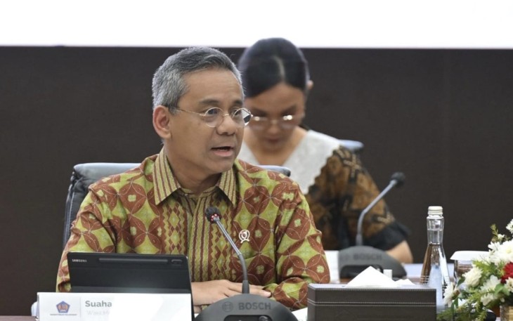 Wamenkeu Suahasil Nazara dalam Konferensi Pers APBN Kita di Jakarta pada Jumat (2305).