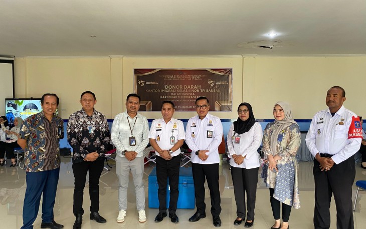 Foto bersama usai acara