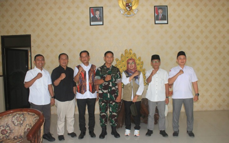 Dandim 0806/Trenggalek Sambut Hangat Kunjungan Ketua KPU Trenggalek