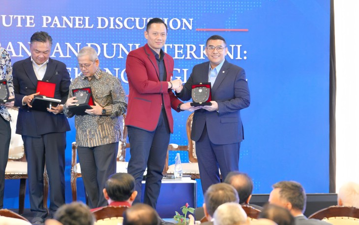 Wakil Menteri Agraria dan Tata Ruang/Wakil Kepala Badan Pertanahan Nasional (Wamen ATR/Waka BPN), Ossy Dermawan, dipilih menjadi salah satu pembicara dalam Panel Diskusi The Yudhoyono Institute yang berlangsung pada Minggu (13/04/2025) di Grand Sahid Hotel Jakarta