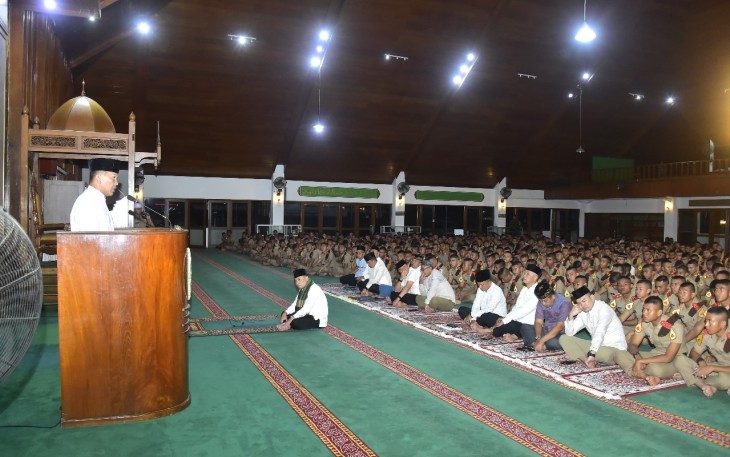 Peringatan Isra Miraj di Akmil