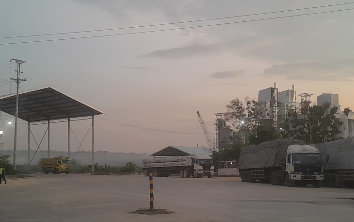 Situasi pabrik pengolahan batu kapur milik PT Pentawira Agraha di Kecamatan Jiken Kabupaten Blora.