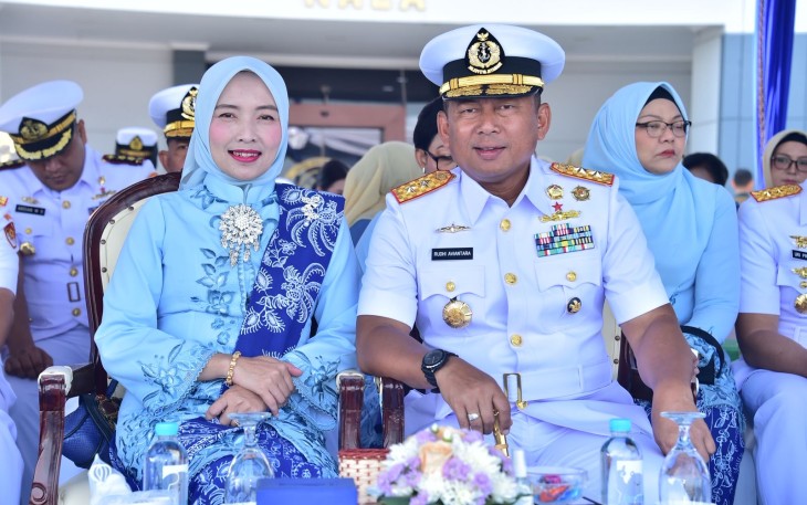 Pangkolinlamil Hadiri Upacara Peringatan Hari Armada RI 2025 di Surabaya 