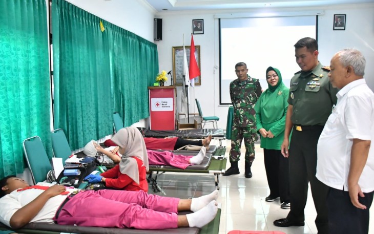 Persit KCK Cab XVI Dim Ponorogo Gelar Baksos Donor Darah