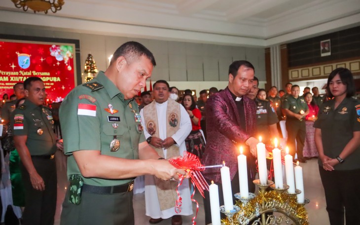 Kasdam XII/Tpr, Brigjen TNI Jannie Aldrin Siahaan, S.E., M.B.A. saat menghadiri acara