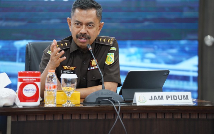 Jaksa Agung Muda Tindak Pidana Umum (JAM-Pidum) Prof. Dr. Asep Nana Mulyana memimpin ekspose virtual dalam rangka menyetujui 4 permohonan penyelesaian perkara berdasarkan mekanisme Restorative Justice (keadilan restoratif) pada Rabu 5 Februari 2025